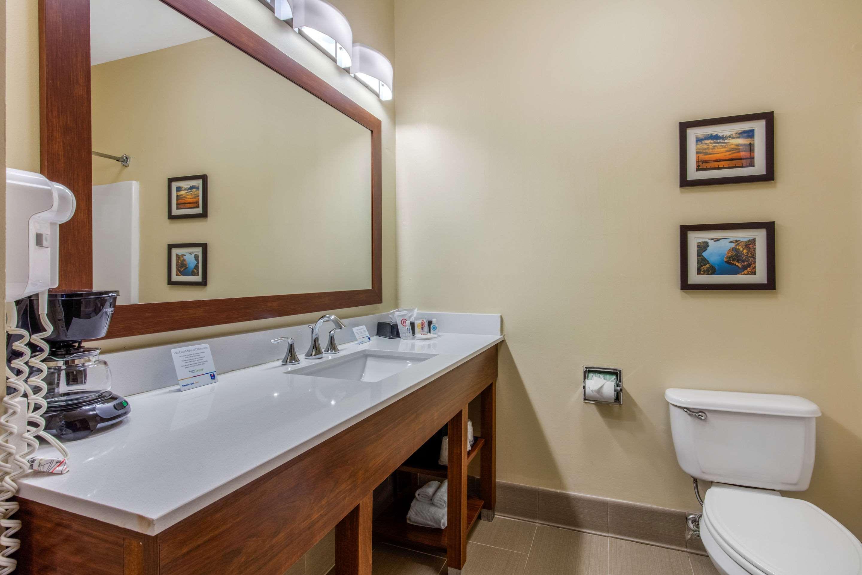 Comfort Inn & Suites McComb Luaran gambar